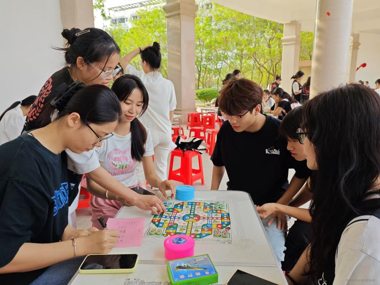 理工系举办第十一届“以棋会友，弈决高下”棋艺大赛
